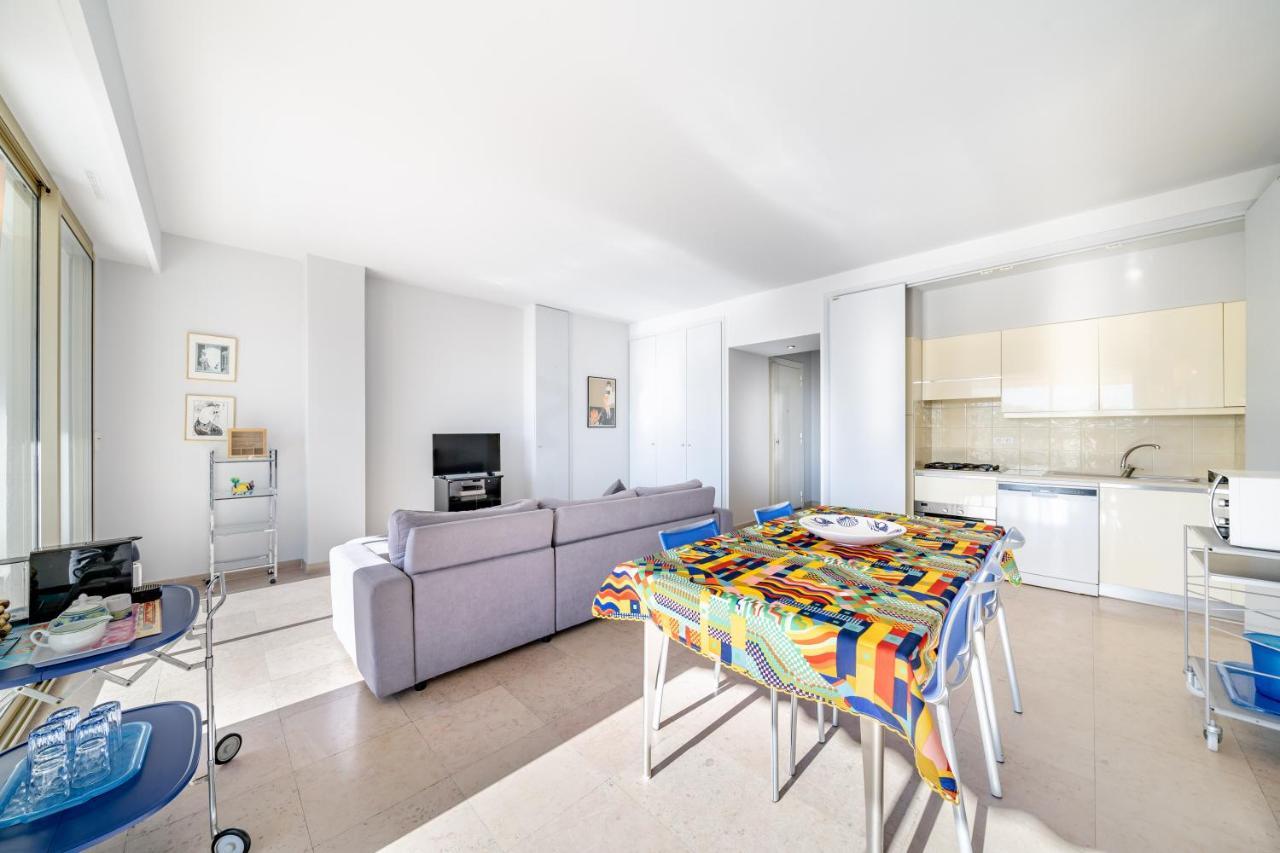 קאן Palm Beach- Free Wifi- Parking- Sea View מראה חיצוני תמונה